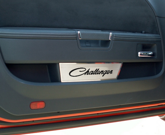 2009-2014 Challenger Door Badge Plates - Classic Challenger Script
