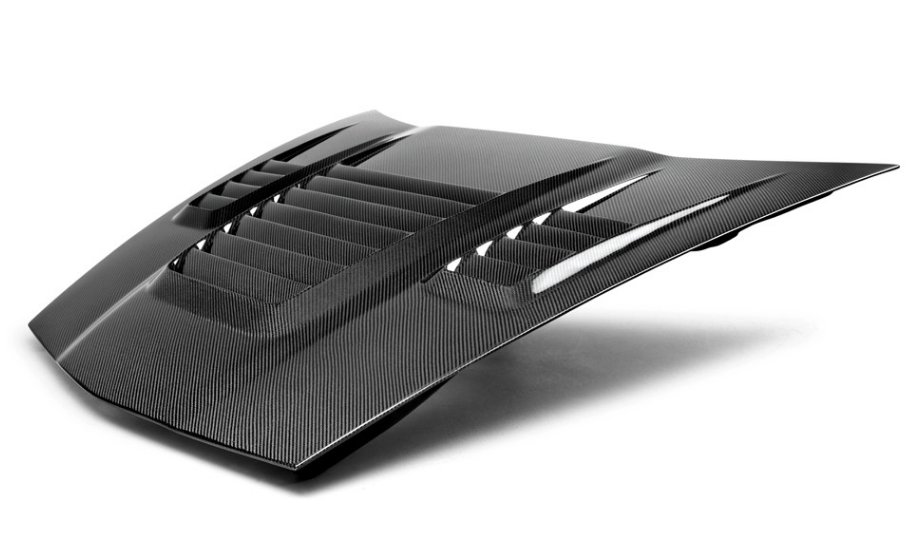 2005 - 2013 C6 CORVETTE VENTED CARBON FIBER HOOD