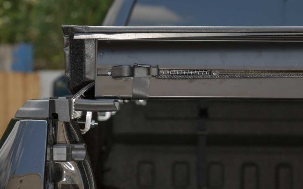 2014-2018 Chevrolet/GMC 1500 Tonneau Cover 2014-2018 Chevrolet/GMC 1500 Tonneau Cover
