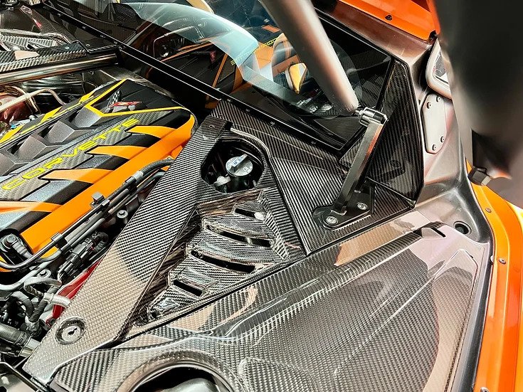2020-2024 C8 Corvette Carbon Fiber Engine Appearance Corner Covers