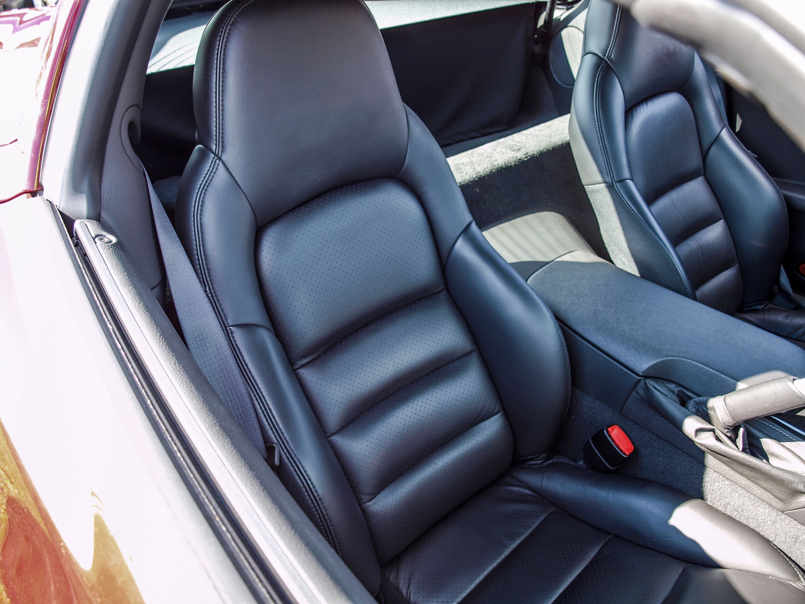 2005-2011 C6 Corvette Leather Standard Seat Covers W/Vinyl Trim - Ebony