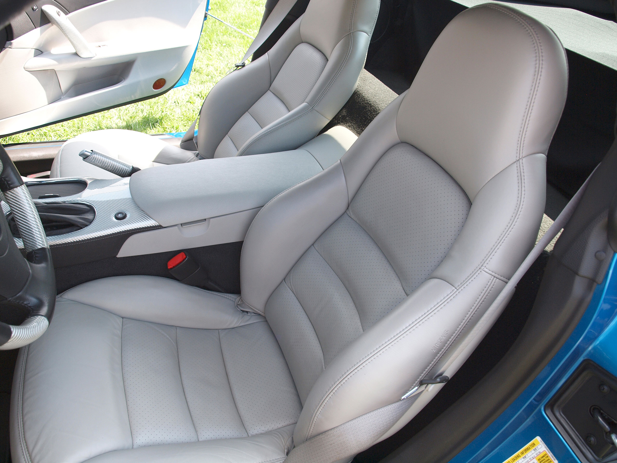 2006-2011 C6 Corvette 100% Leather Sport Seat Covers - Light Titanium