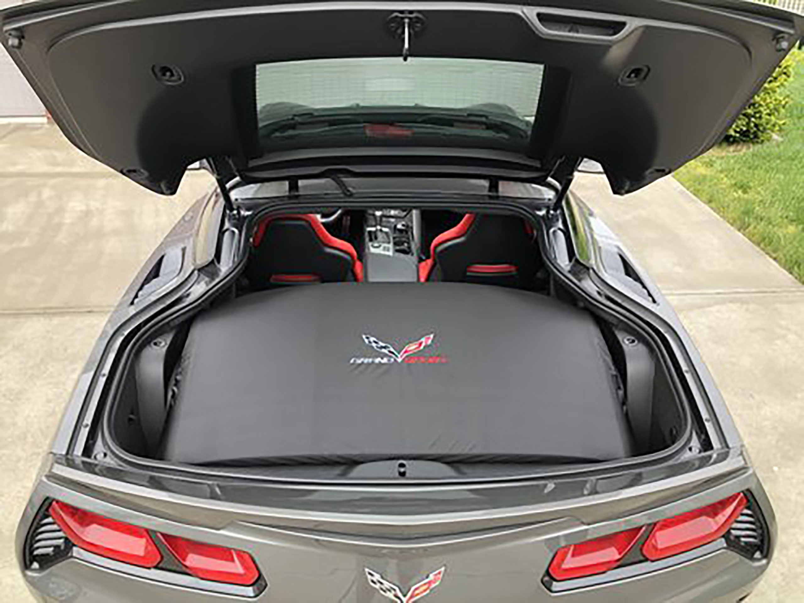 2017-2019 C7 Corvette C7 Coupe Top Cover - Flag & Grandsport Logo