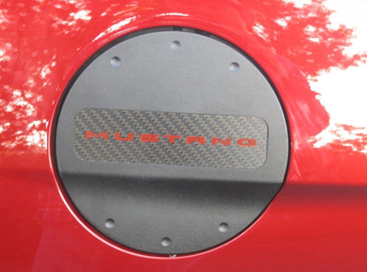 2015-2019 Ford MUSTANG Gas Cap Comp Series Fuel Door Mustang Logo Blk/Slvr New 