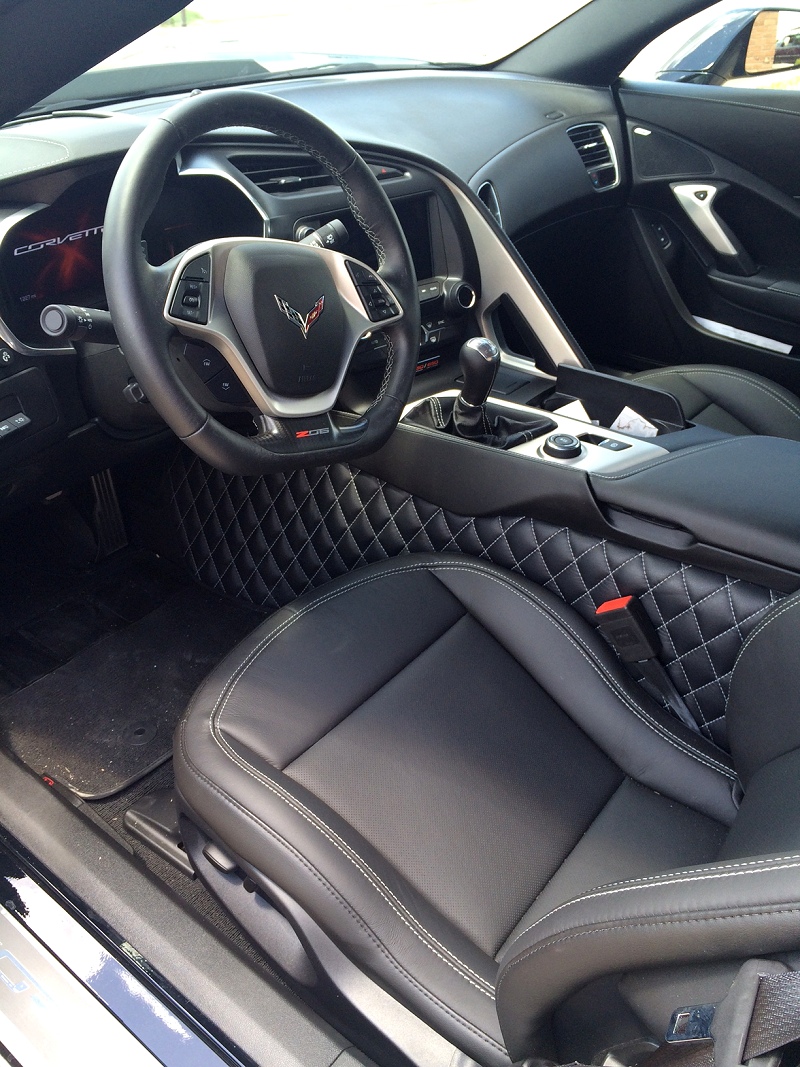 C7 Corvette Custom Leather Diamond Pattern Tunnel Drapes