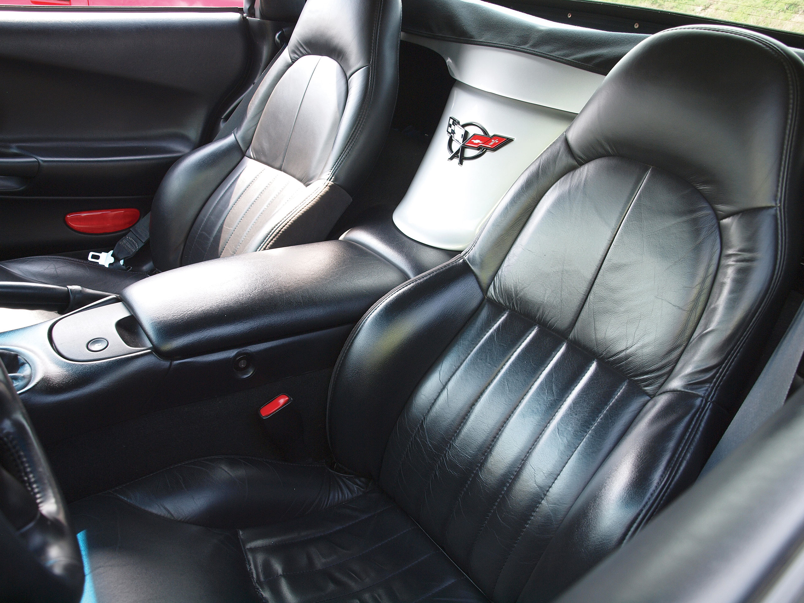 1997-2004 Corvette C5 Driver Leather Seat Covers Black Standard 100% L CA-482720 
