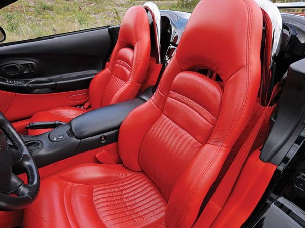 C5 Torch Red Sport Interior