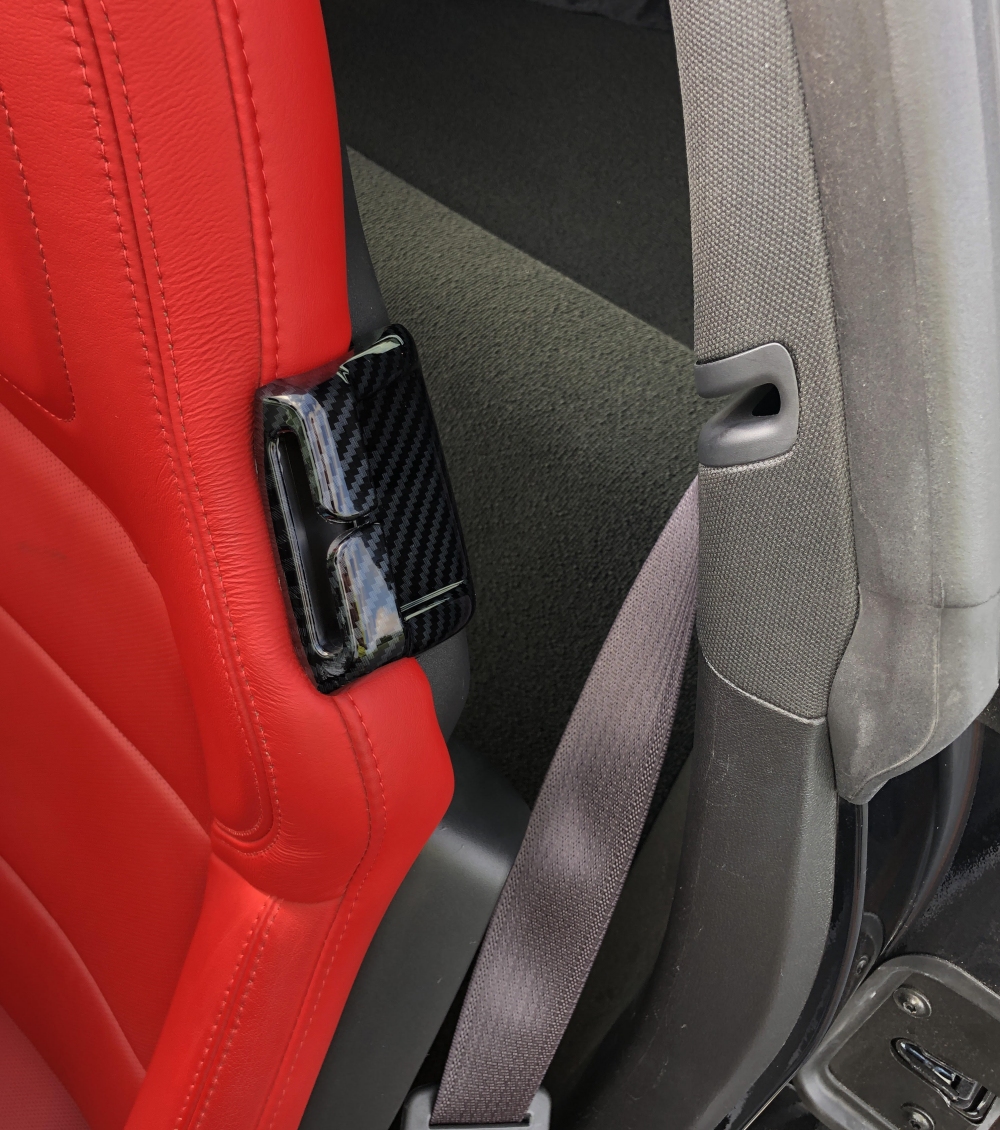 Justautotrim Carbon fiber look Cover trims Accessories Seat belts Brackets molding for 2014 2015 2016 2017 2018 Chevrolet Corvette C7 