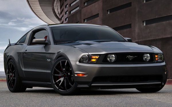 6th Generation Mustang Outlaw Wheels