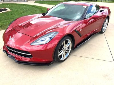 C7 Corvette Z06 front splitter & side skirts installed